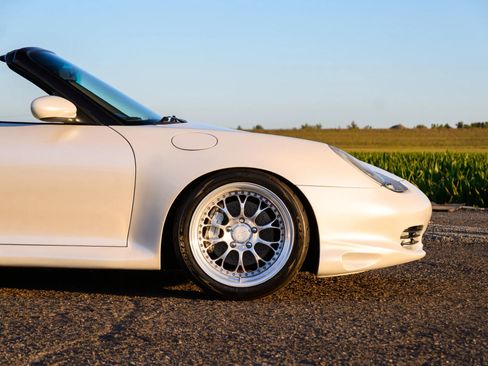Used 2000 Porsche 911 Carrera 4 AWD/4WD image 65