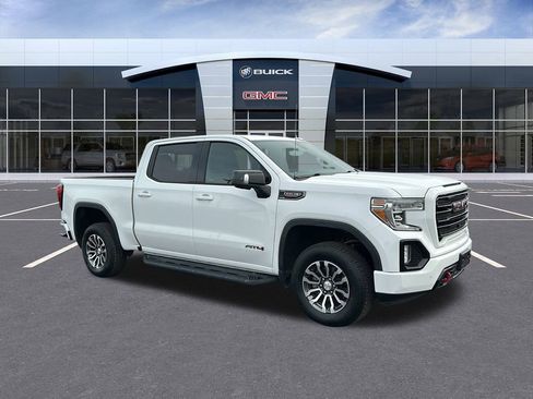 Used 2020 GMC Sierra 1500 AT4 w/ Off-Road Performance Package image 7