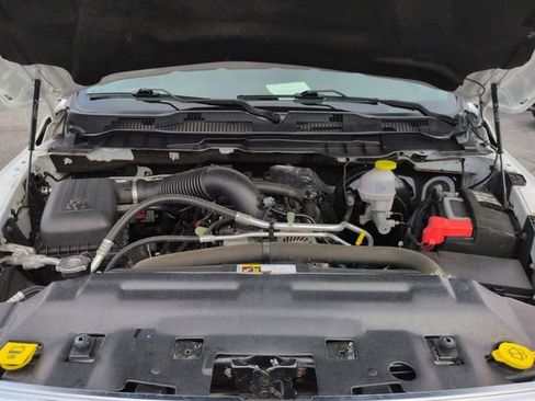 Used 2022 RAM 1500 Classic SLT image 51