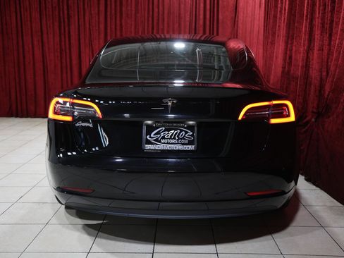 Used 2020 Tesla Model 3 Standard Range Plus RWD image 10