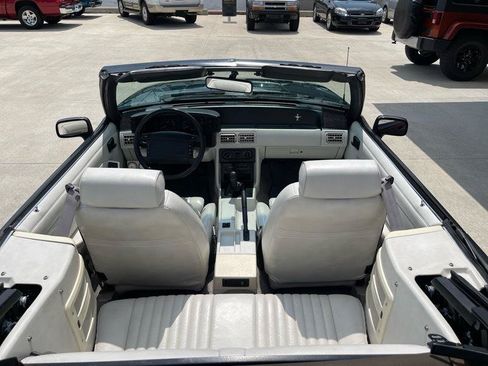 Used 1990 Ford Mustang LX RWD image 25