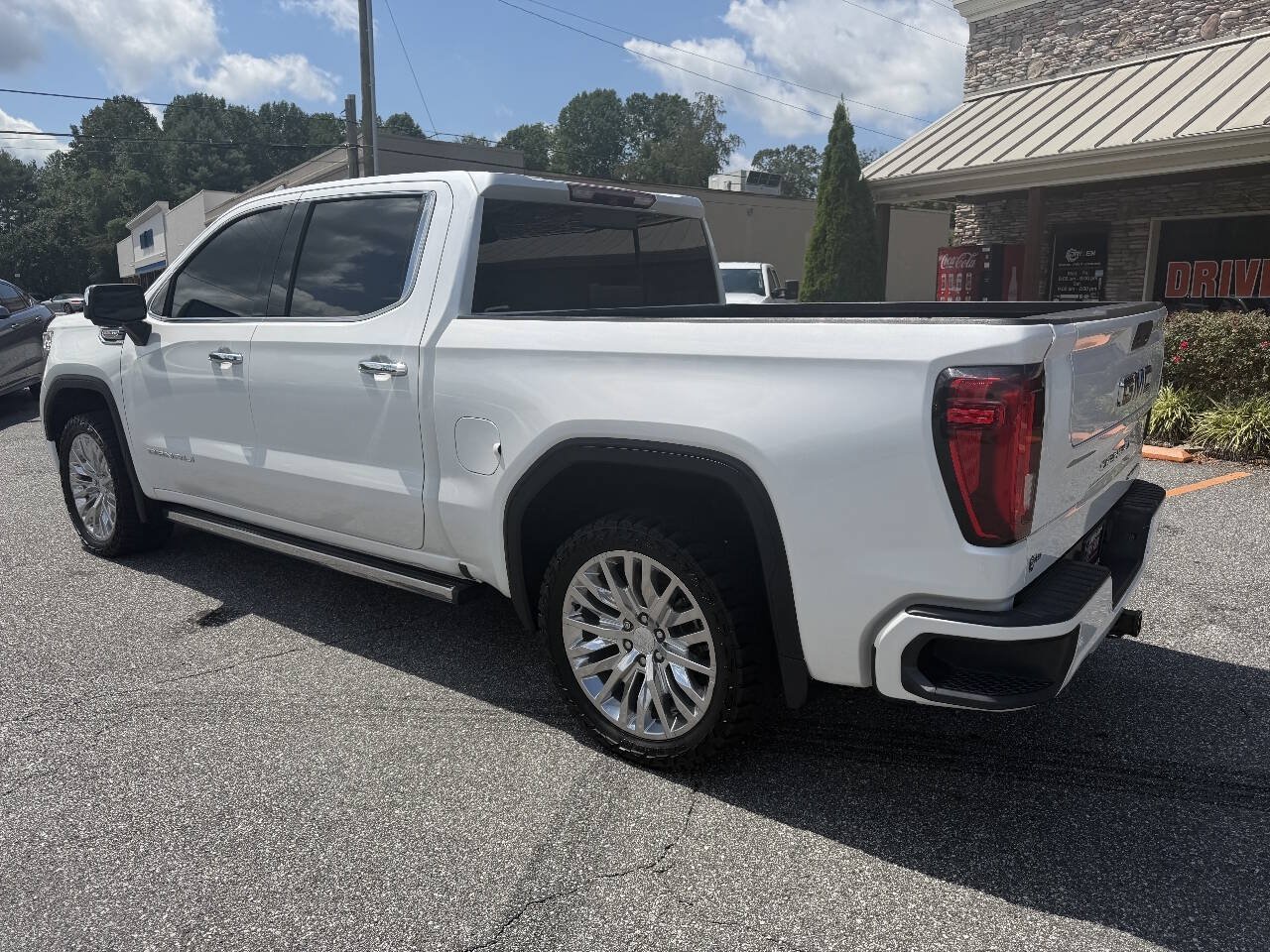 Used 2019 GMC Sierra 1500 Denali w/ Denali Ultimate Package AWD/4WD image 9