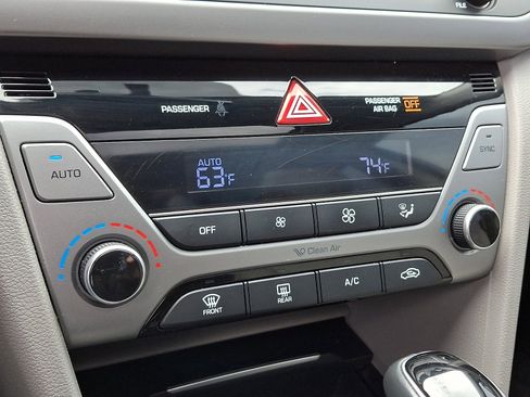 Used 2018 Hyundai Elantra Value Edition image 17