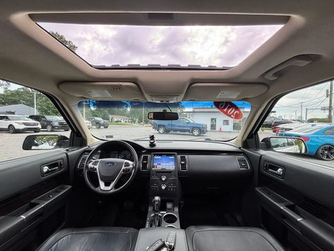 Used 2016 Ford Flex SEL w/ Equipment Group 202A AWD/4WD image 17