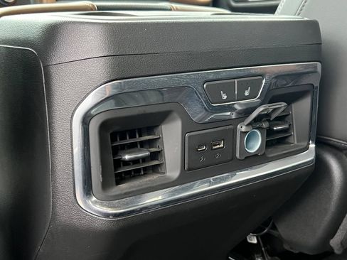 Used 2021 Chevrolet Silverado 3500 High Country AWD/4WD image 15