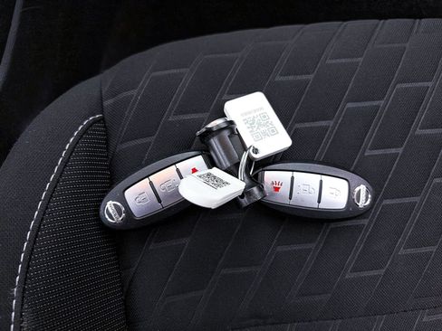 Used 2021 Nissan Kicks S FWD image 22