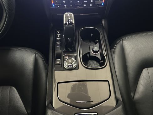 Used 2021 Maserati Ghibli RWD image 20