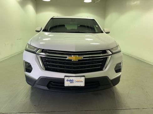 Certified 2023 Chevrolet Traverse LT image 2