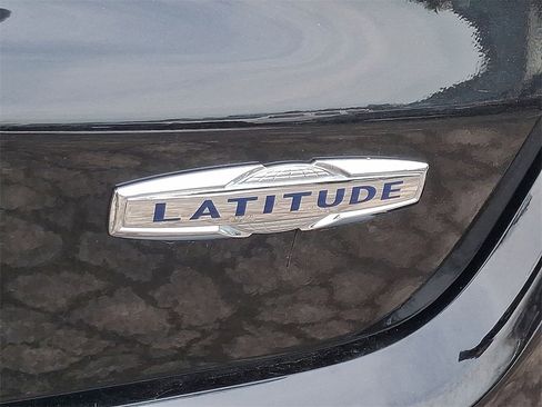 Certified 2022 Jeep Compass Latitude image 23