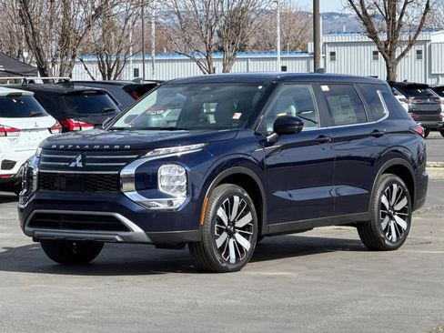 New 2026 Mitsubishi Outlander SE AWD/4WD image 8