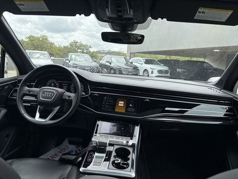 Used 2025 Audi Q7 3.0T Premium Plus AWD/4WD image 19