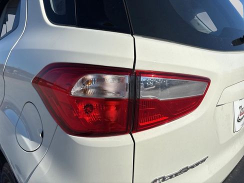 Used 2021 Ford EcoSport S image 25