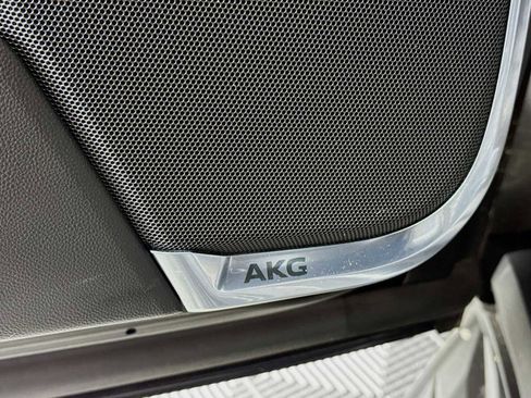 Used 2022 Cadillac Escalade ESV Luxury image 19