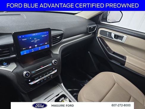 Used 2020 Ford Explorer XLT w/ Equipment Group 202A AWD/4WD image 29