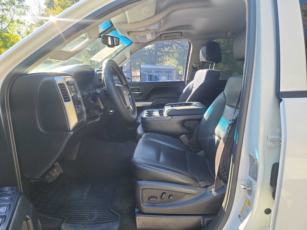 Used 2015 Chevrolet Silverado 3500 LT w/ LT Convenience Package AWD/4WD image 19