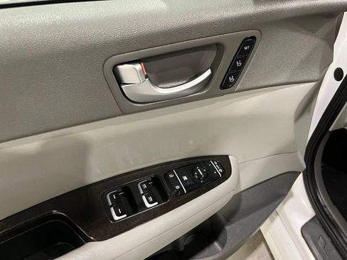 Used 2016 Kia Optima EX image 17