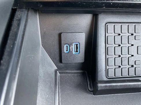 Certified 2023 Ford F150 Lariat w/ Equipment Group 502A High image 23