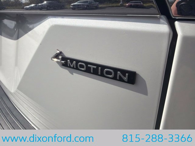Used 2025 Volkswagen Atlas SEL Premium R-Line AWD/4WD image 11