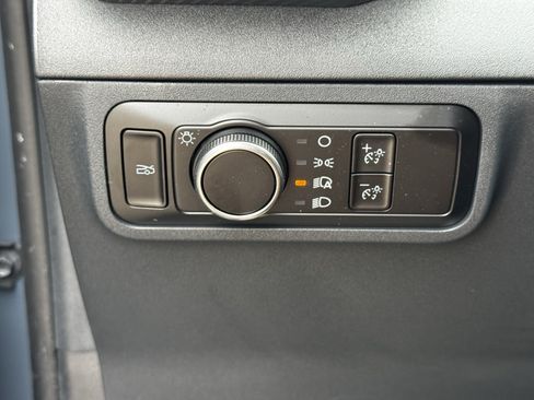 Used 2025 Ford Mustang Coupe RWD image 25