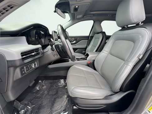 Used 2021 Lincoln Corsair Grand Touring image 17