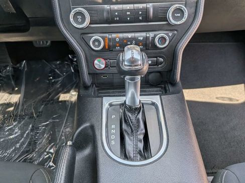 Used 2019 Ford Mustang Convertible RWD image 15