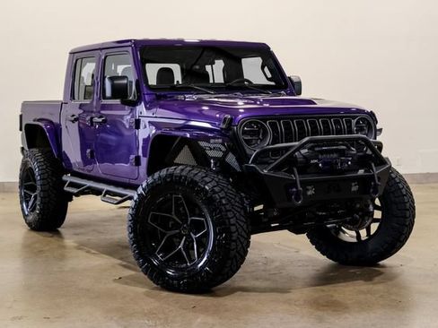 Used 2026 Jeep Gladiator Sport AWD/4WD image 6