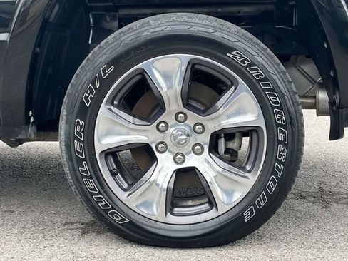 Used 2022 RAM 1500 Laramie image 11