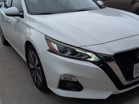 Used 2019 Nissan Altima 2.5 SV FWD image 4