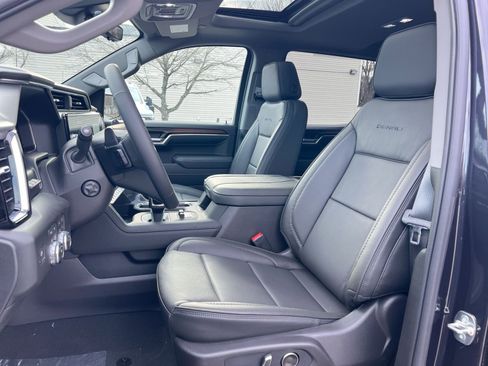 New 2026 GMC Sierra 1500 Denali w/ Denali Reserve Package image 11