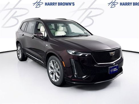Used 2020 Cadillac XT6 Sport image 29