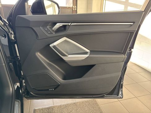 New 2025 Audi Q3 2.0T Premium image 52