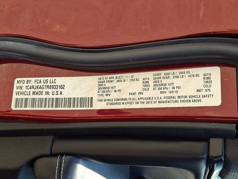Used 2024 Jeep Grand Cherokee L Altitude AWD/4WD image 28