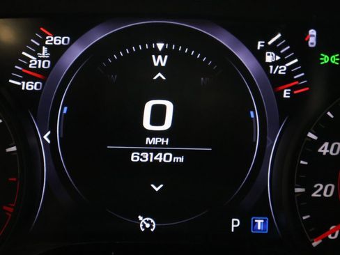 Used 2019 Chevrolet Camaro SS image 19