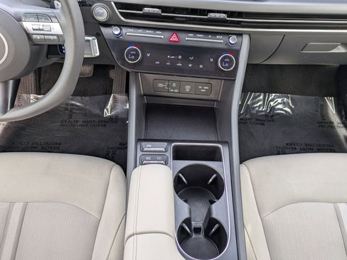 Used 2025 Hyundai Sonata SEL FWD image 17