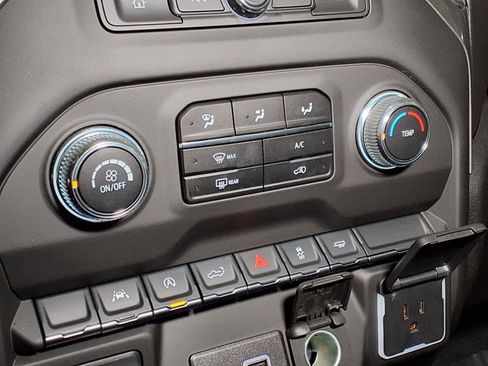 Used 2025 GMC Sierra 1500 Pro w/ Pro Value Package image 13