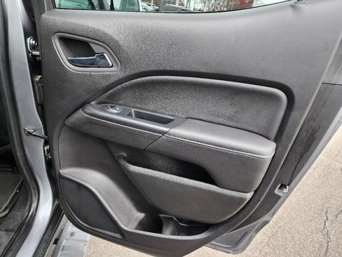 Used 2018 GMC Canyon SLT w/ Trailering Package image 16