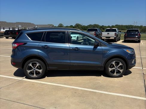 Used 2018 Ford Escape SEL w/ Canadian Touring Package AWD/4WD image 6