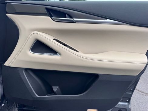 Used 2023 INFINITI QX60 Luxe w/ Performance Audio Package FWD image 28