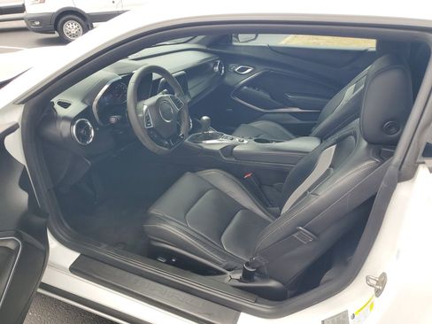 Used 2019 Chevrolet Camaro LT w/ 1LE Track Performance Package RWD image 11