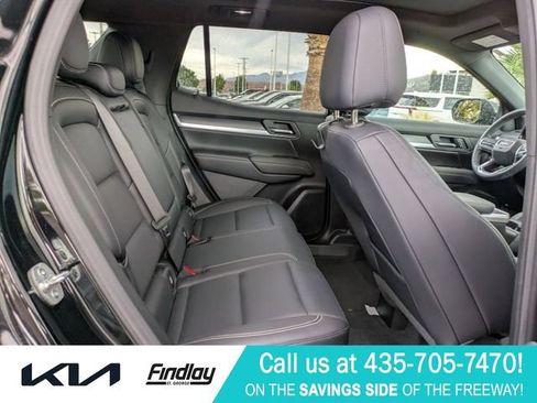 Used 2025 GMC Terrain Elevation w/ Elevation Premium Package AWD/4WD image 32