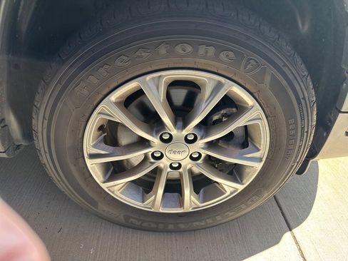 Used 2022 Jeep Cherokee Latitude Lux image 21