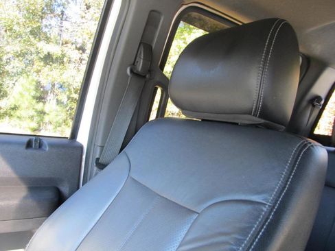 Used 2015 Ford F350 Lariat image 78