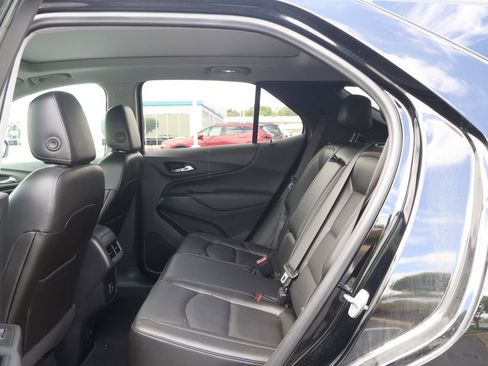 Used 2021 Chevrolet Equinox LT AWD/4WD image 35