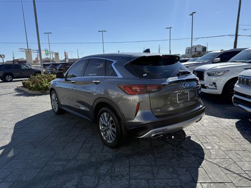 Certified 2025 INFINITI QX50 Pure image 5