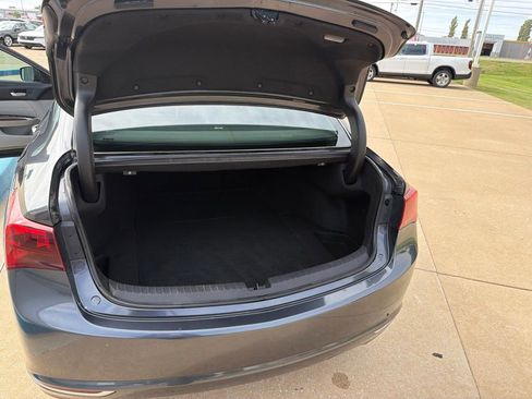 Used 2016 Acura TLX w/ Technology Package FWD image 33
