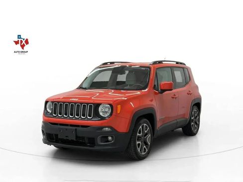 Used 2017 Jeep Renegade Latitude FWD image 5