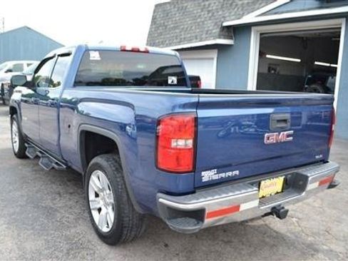 Used 2015 GMC Sierra 1500 SLE w/ SLE Value Package AWD/4WD image 9