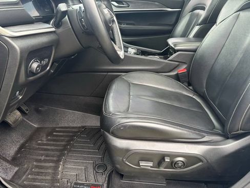 Used 2021 Jeep Grand Cherokee L Limited AWD/4WD image 11