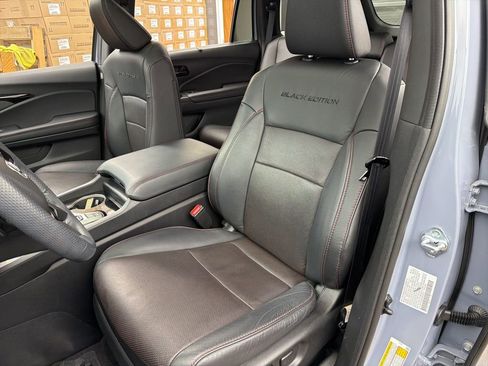 Used 2025 Honda Passport Black Edition image 21