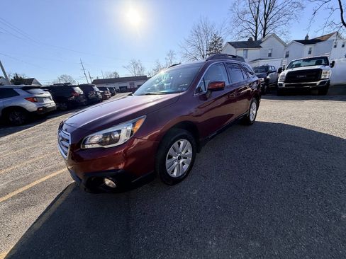 Used 2017 Subaru Outback 2.5i Premium w/ Popular Package #2 image 18